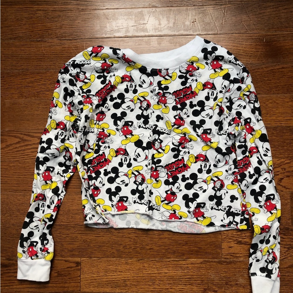 Disney cropped long sleeve shirt
